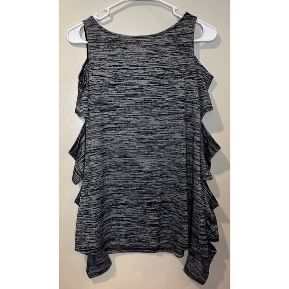 peyton jensen Tops - Peyton Jensen Evereve Carmen‎ Top Silver Space Dye Cold Shoulder Ruffle Sleeve S